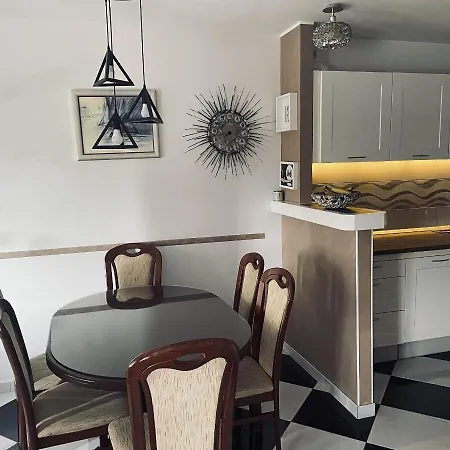 Апартаменты With Wifi - 21347 *